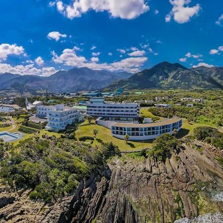 The Hotel Yakushima Ocean & Forest Exteriör bild