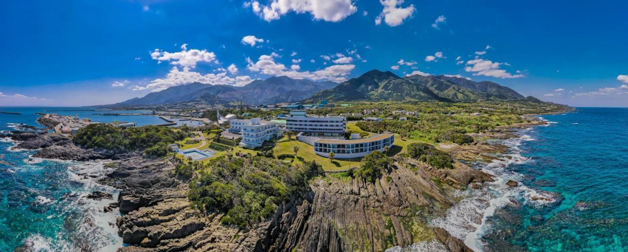The Hotel Yakushima Ocean & Forest Exteriör bild