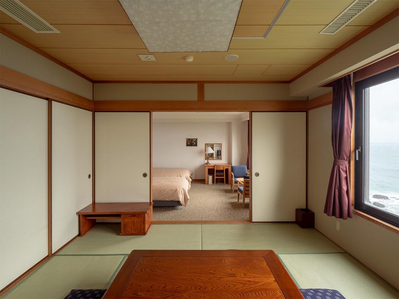 The Hotel Yakushima Ocean & Forest Exteriör bild
